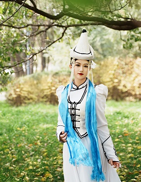 草原蒙古族公主妆造